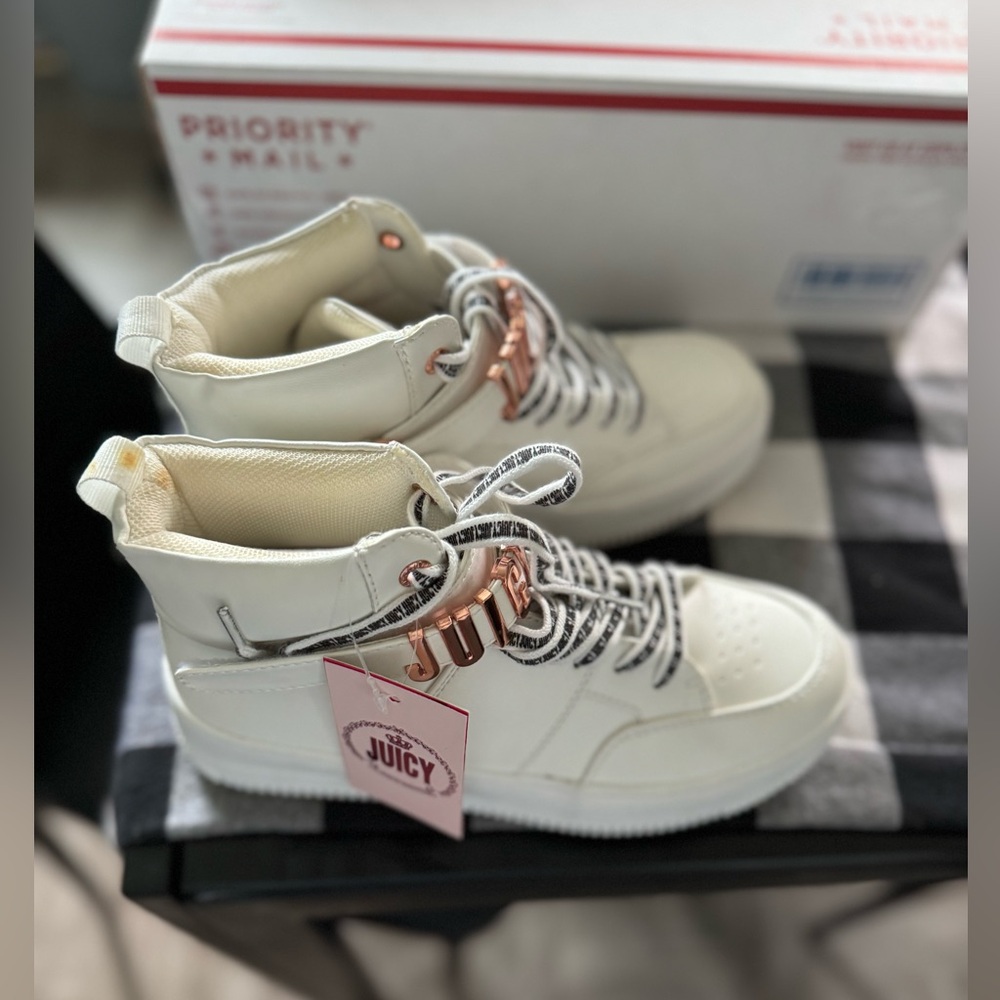 Juicy 🍒 Couture High Tops